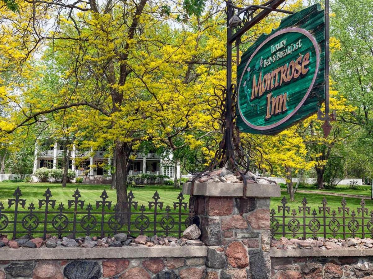 Montrose Inn Belleville Bagian luar foto